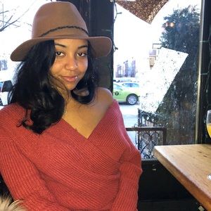 Meet your Posher, Raven